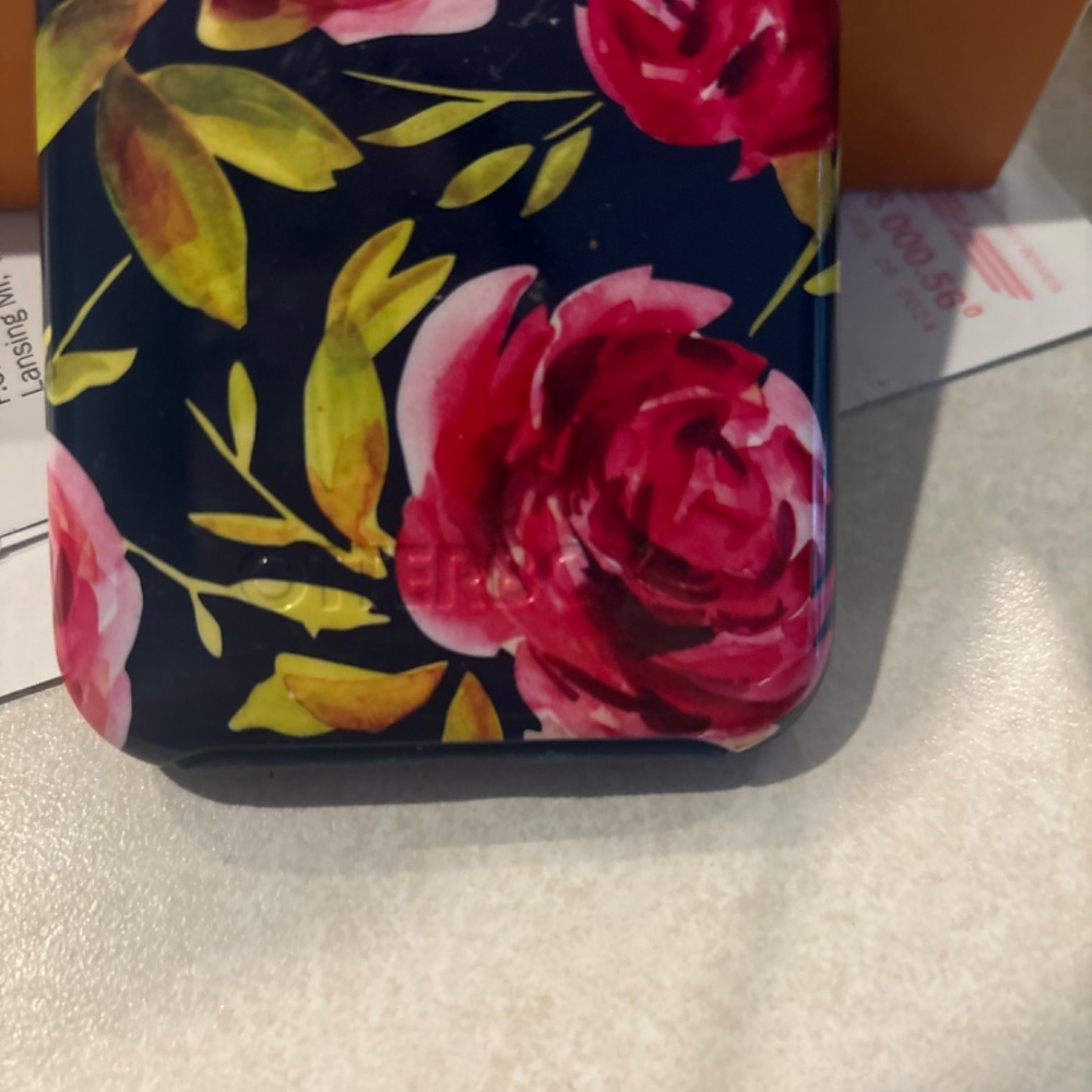 Case - Picture 2 of 2